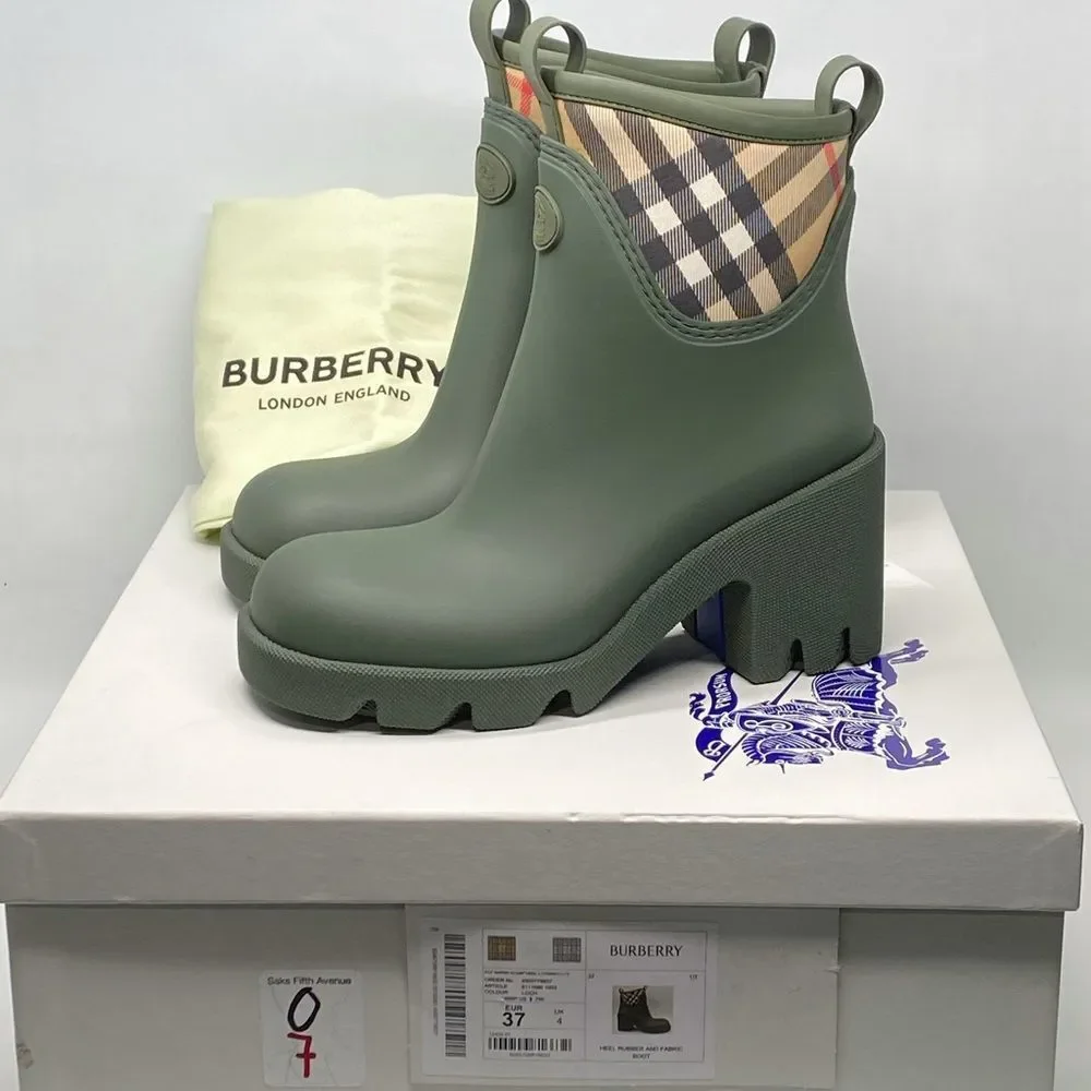 Burberry Rubber Marsh Stamp Heeled Low Boots​ size 37